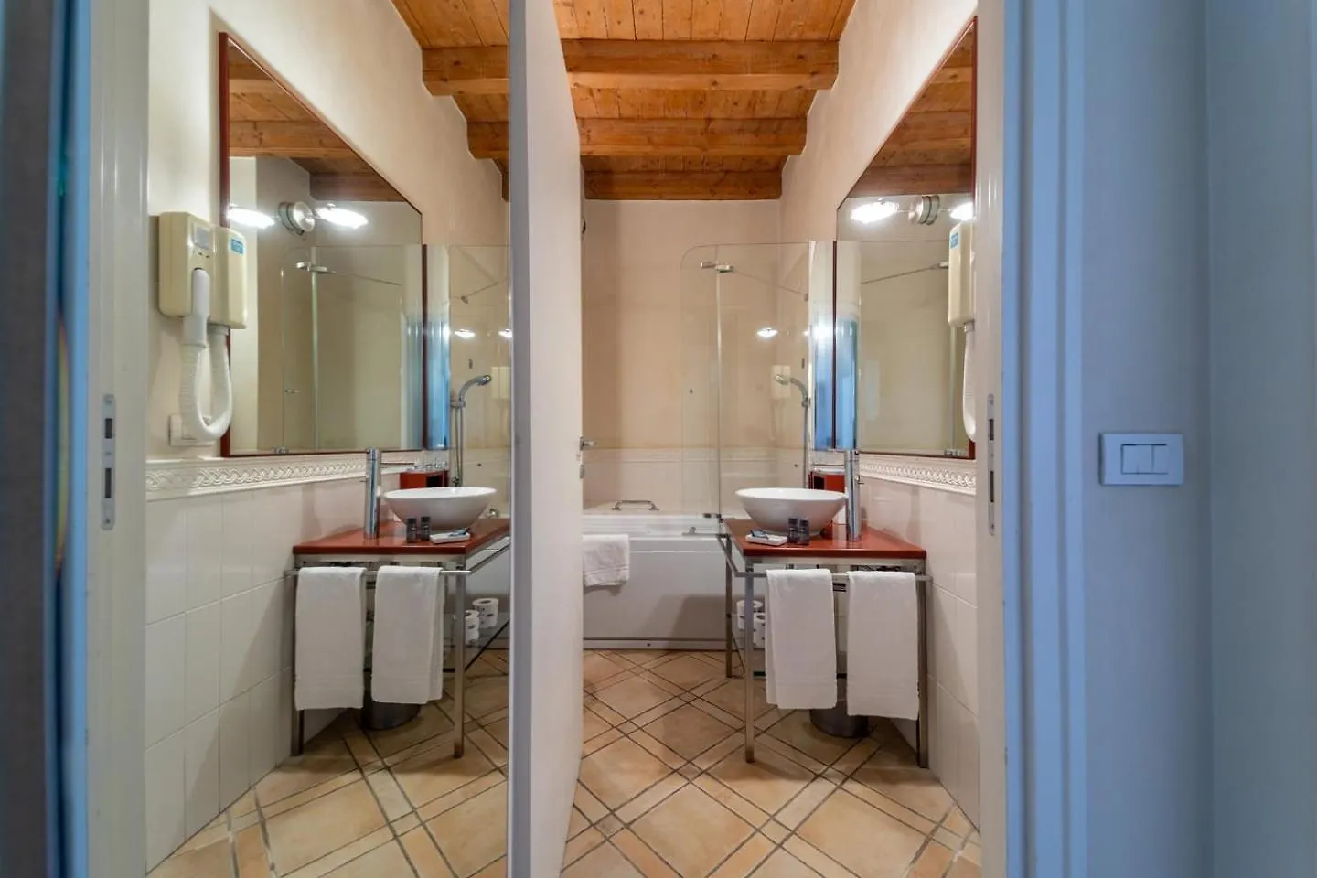 Ascanio Sforza - Suites & Apartments Milan Aparthotel