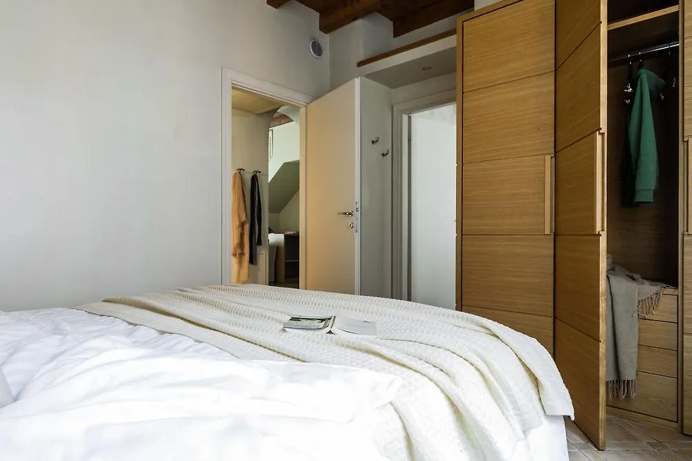 Aparthotel Ascanio Sforza - Suites & Apartments Milan