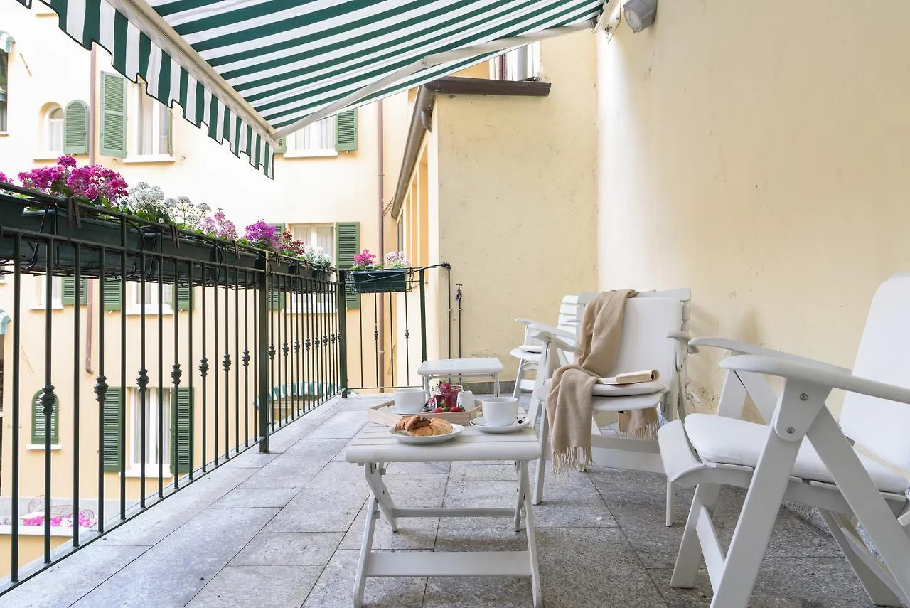 Aparthotel Ascanio Sforza - Suites & Apartments Milan